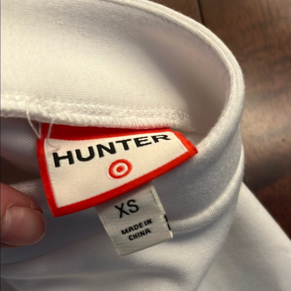 Hunter White Mini A-Line Skirt for Casual Wear - Picture 4 of 4